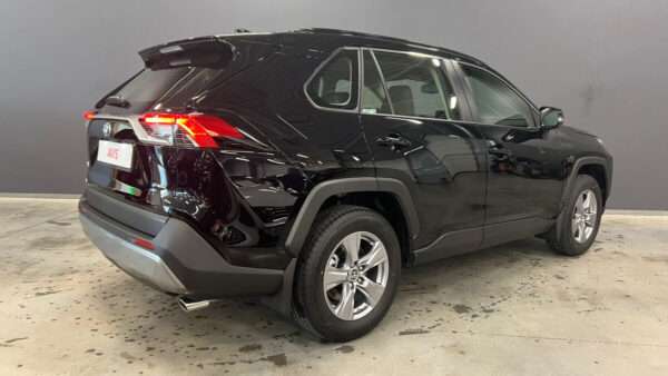 Динамическая сила RAV4 Hybrid