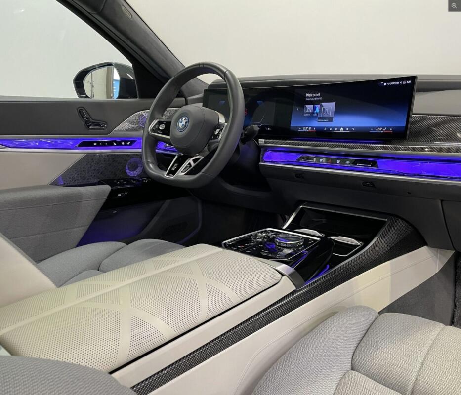 i7 xDrive 60 M-Sport Individual automobilio nuoma