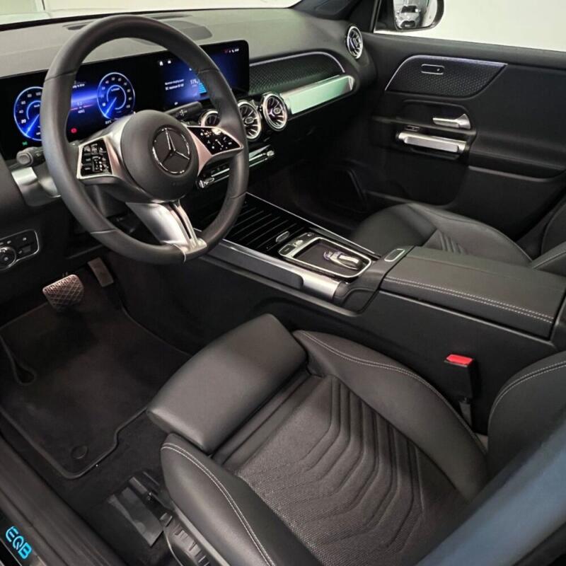 EQB 300 4MATIC automobilio nuoma