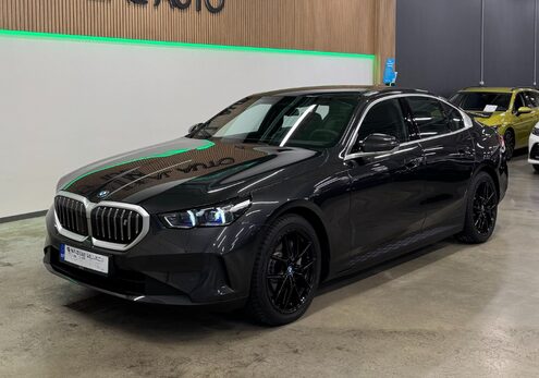 BMW i5 eDrive40